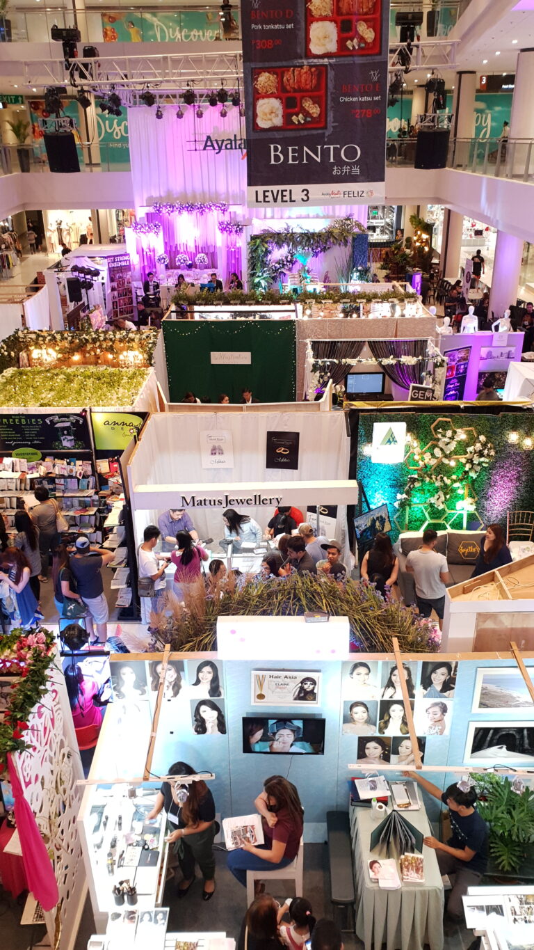 Contact Destinations Bridal fair photo